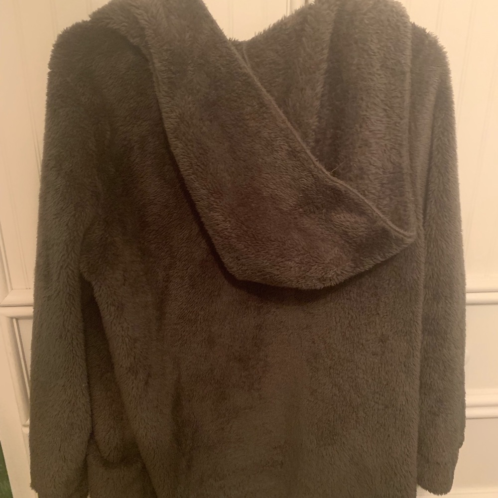 Bear Coat - Picture 2 of 2